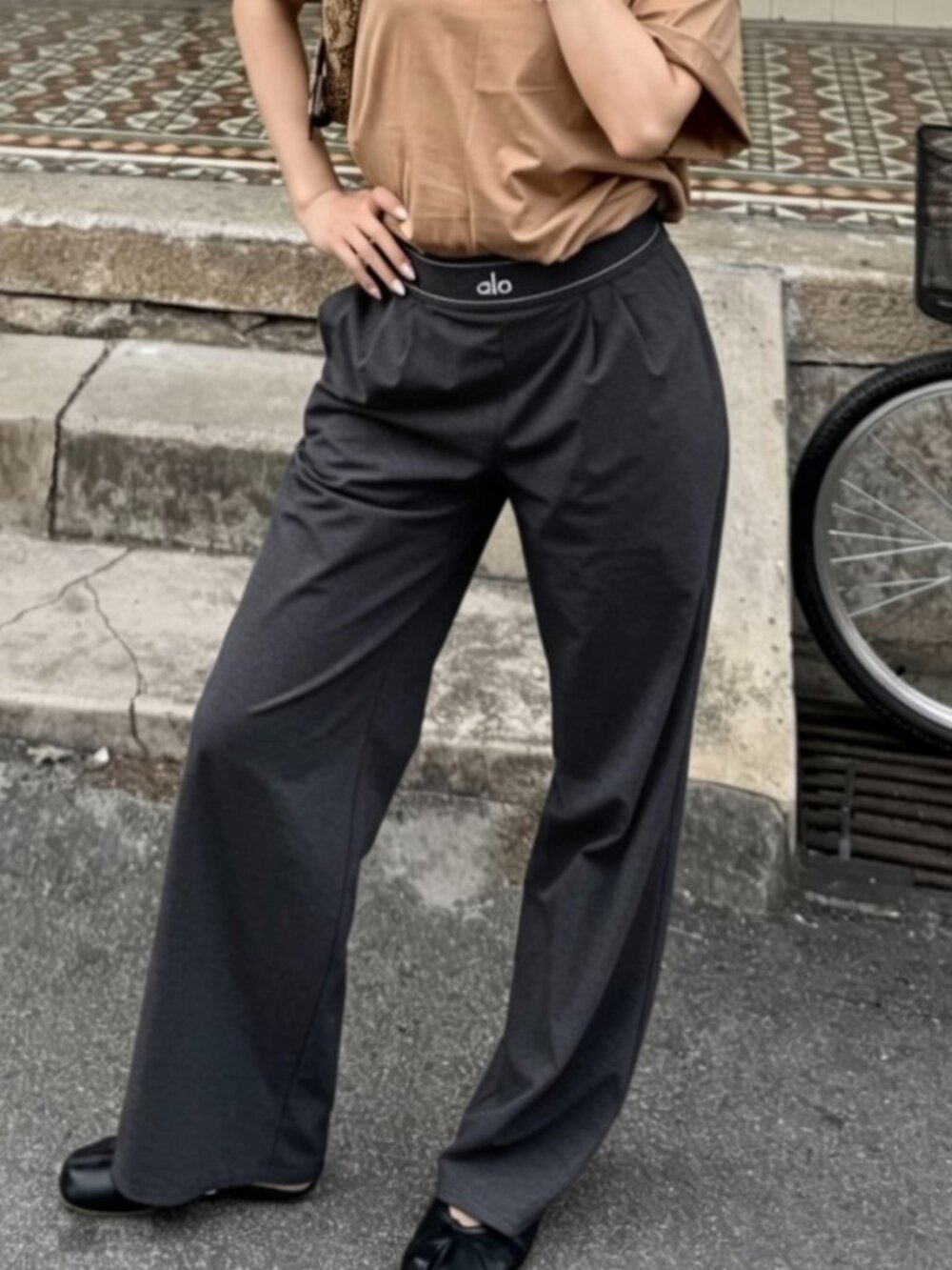 🚭ALO Yoga Suit Up Trouser Anthracite👖 Relaxed Straight Leg Pants (Regular) NWT